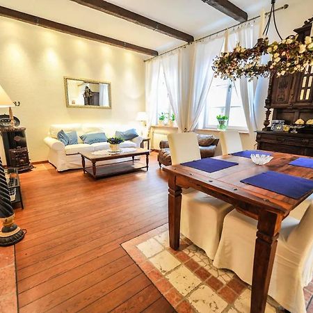 Castle Square Apartment Варшава Экстерьер фото
