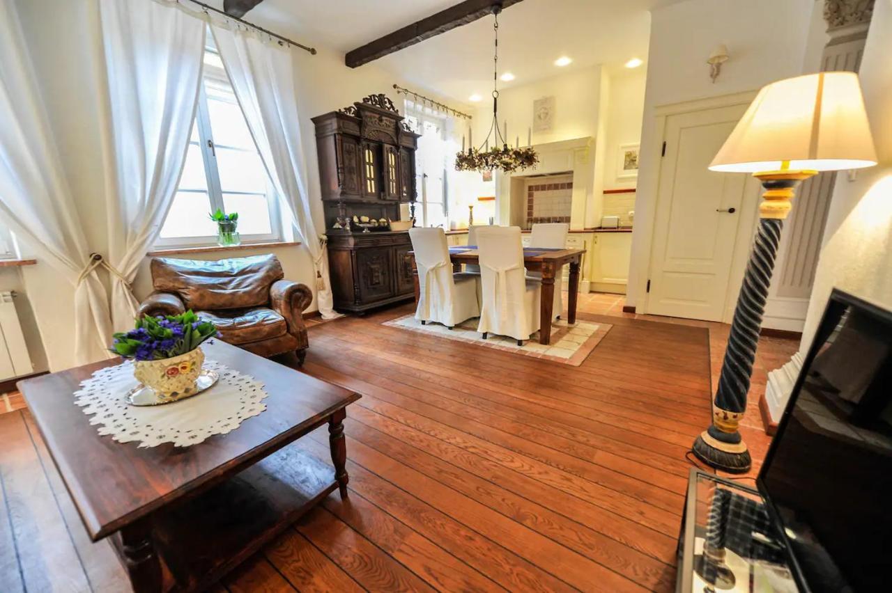 Castle Square Apartment Варшава Экстерьер фото