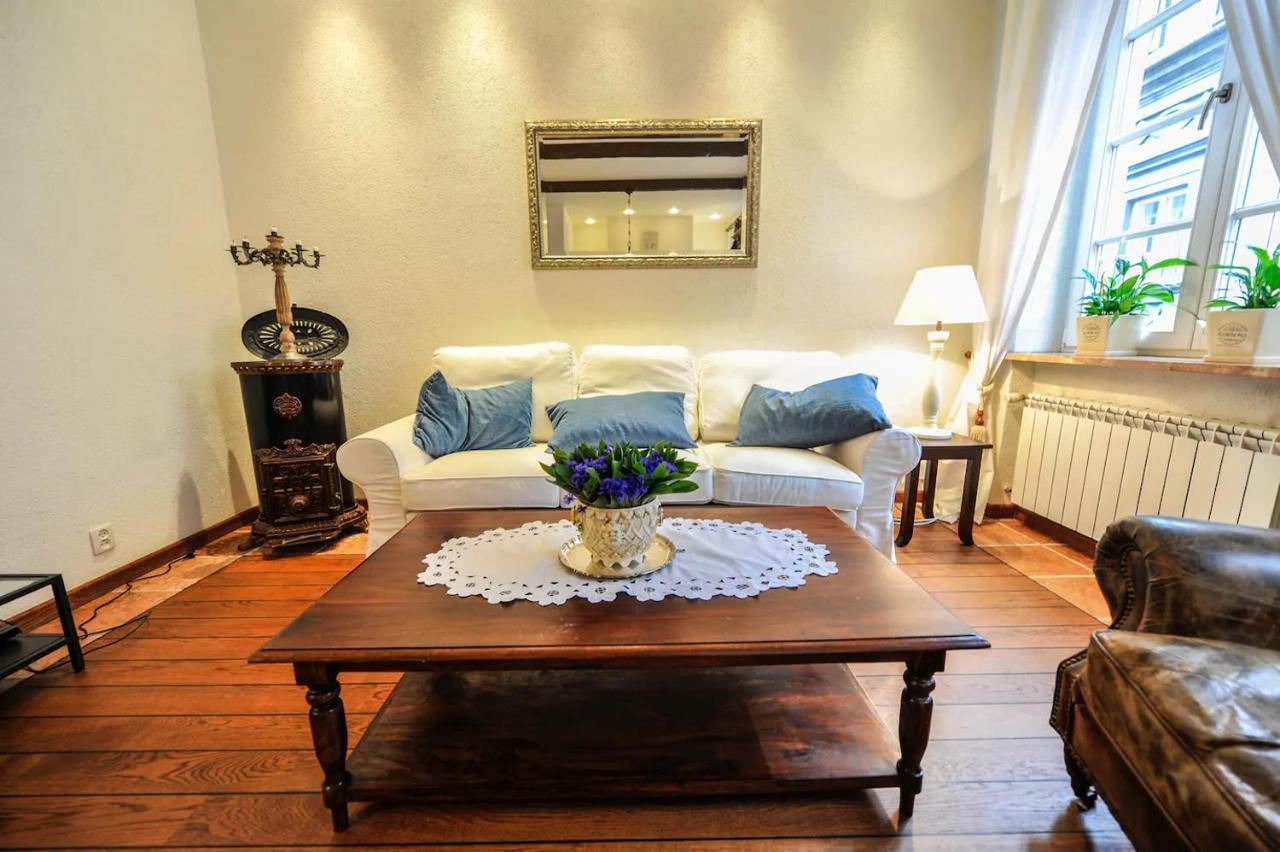 Castle Square Apartment Варшава Экстерьер фото