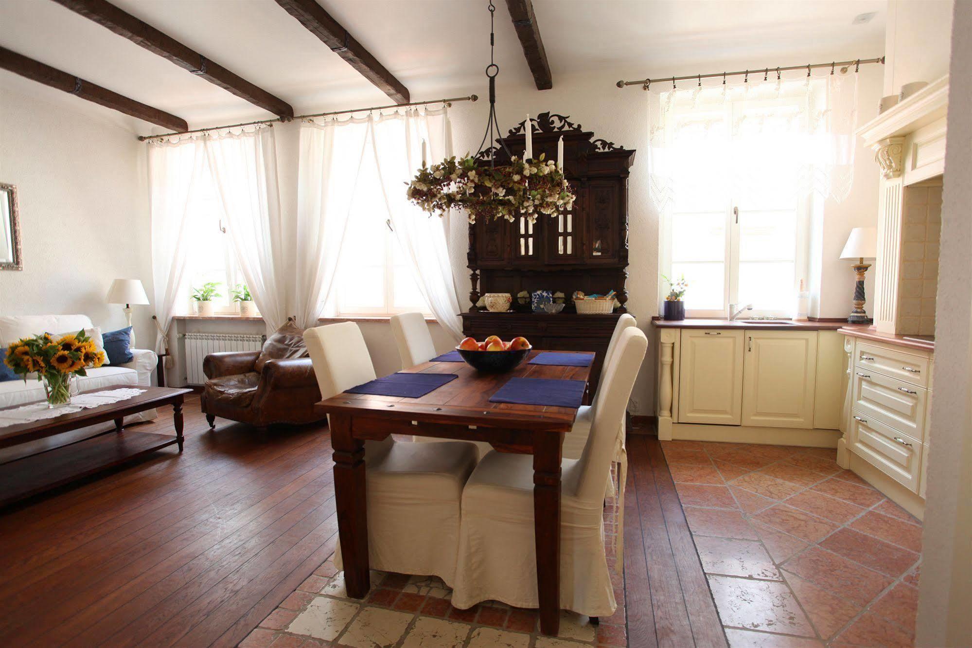 Castle Square Apartment Варшава Экстерьер фото